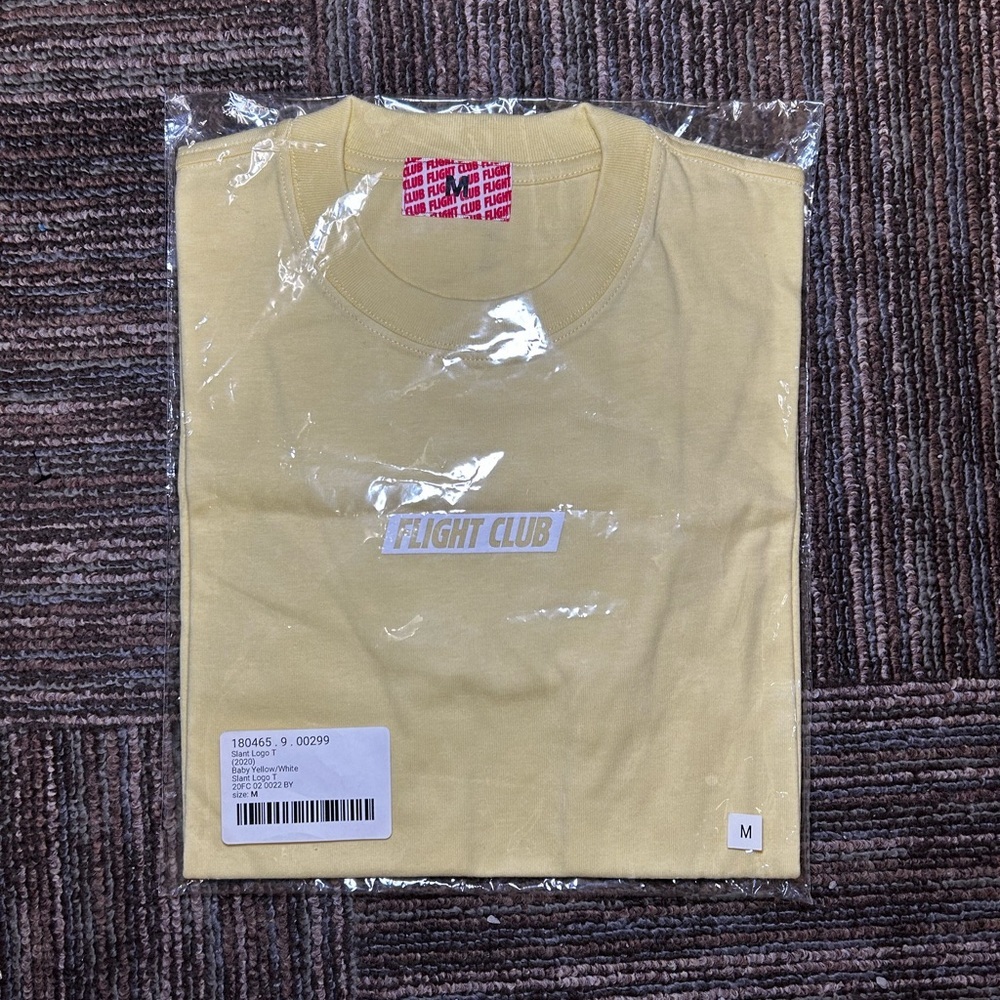 Flight Club Slant Logo Mens T Shirt Size M Baby Yellow/White